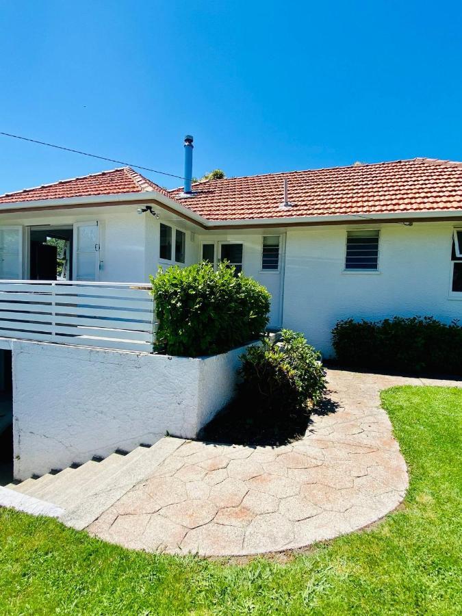 Serene Lake Taupo Abode Exterior photo